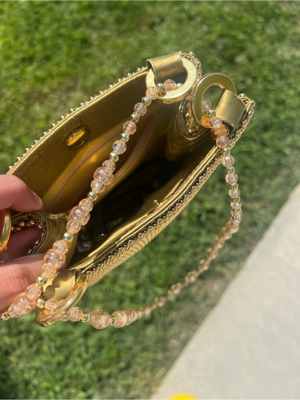 N/A look glamorous carry